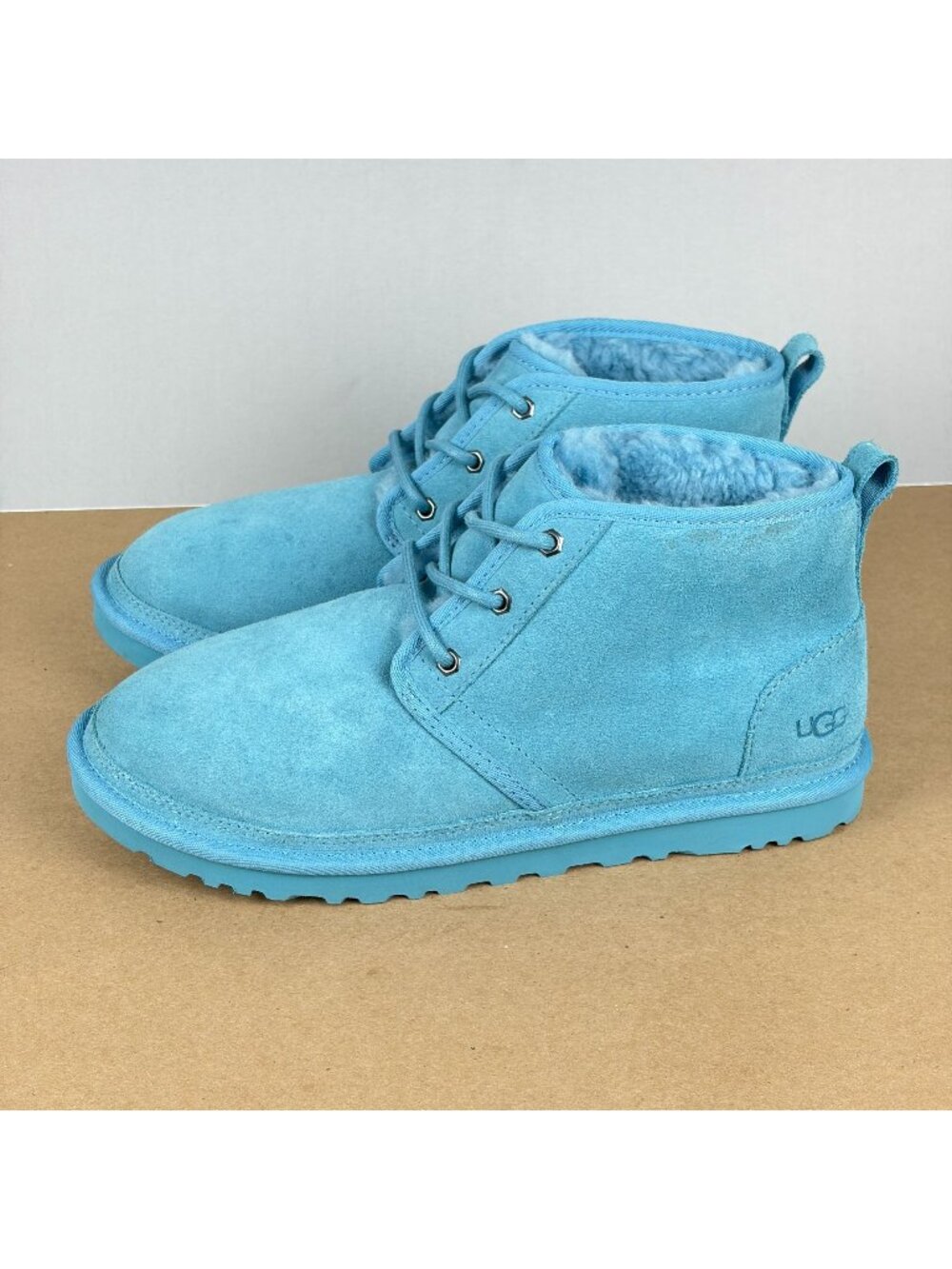 UGG Neumel Suede Chukka Boots Mens 10 Light Blue Wool Lined Lace Up